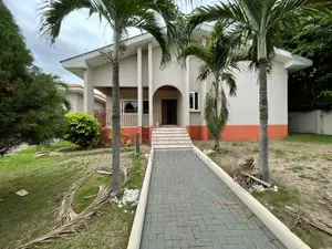 5bdrm House in Regimaul Gray Estate, Airport Residential Area for sale