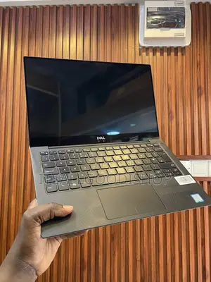Laptop Dell XPS 13 7390 16GB Intel Core i7 SSD 512GB