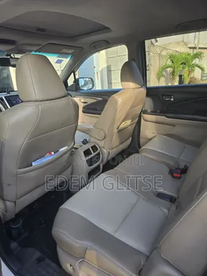 Honda Pilot LX 4dr SUV (3.5L 6cyl 5A) 2017 White