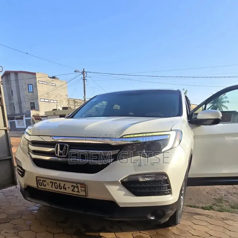 Honda Pilot LX 4dr SUV (3.5L 6cyl 5A) 2017 White