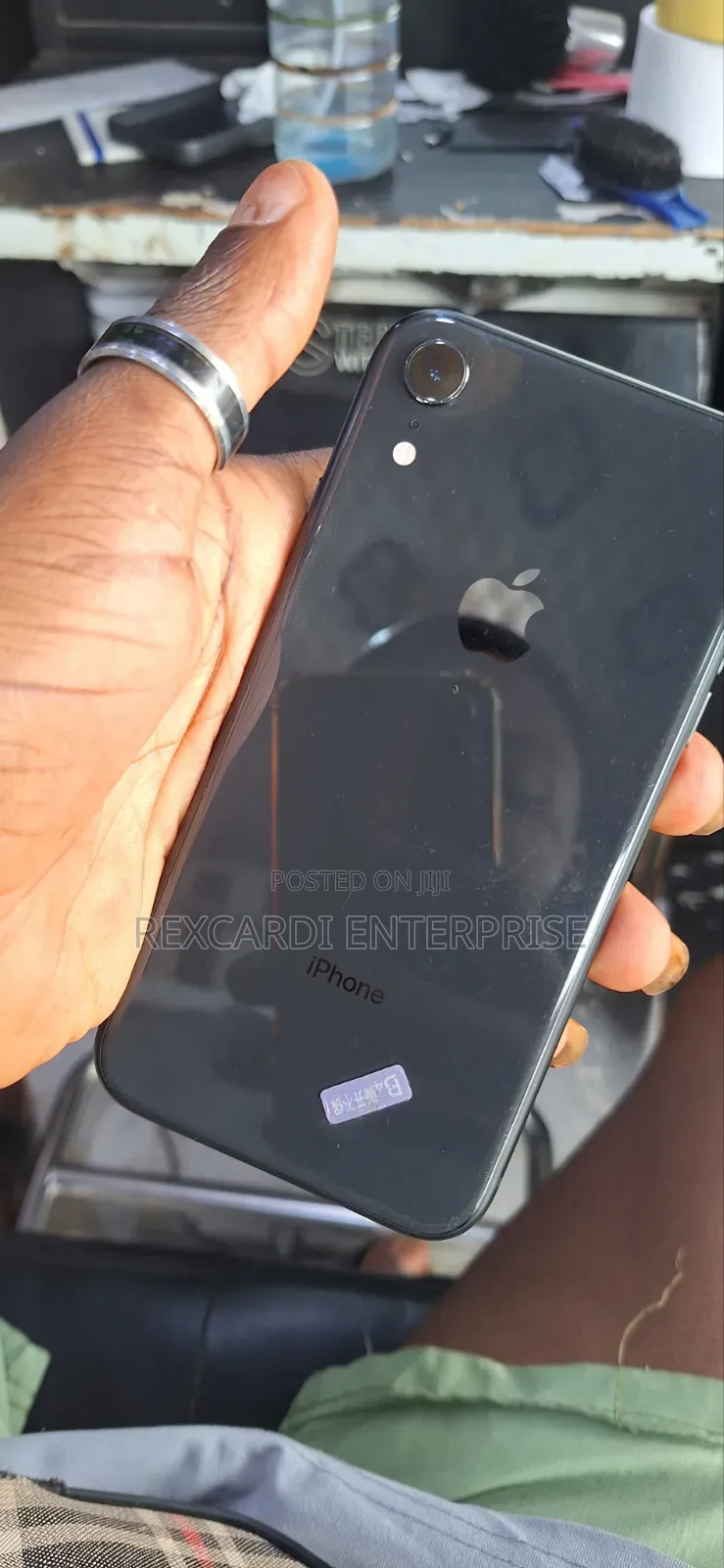 New Apple iPhone XR 64 GB Black