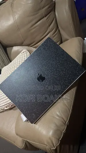 Laptop Apple MacBook Pro 2021 M1 Max 32GB Apple M1 Max SSD 1T