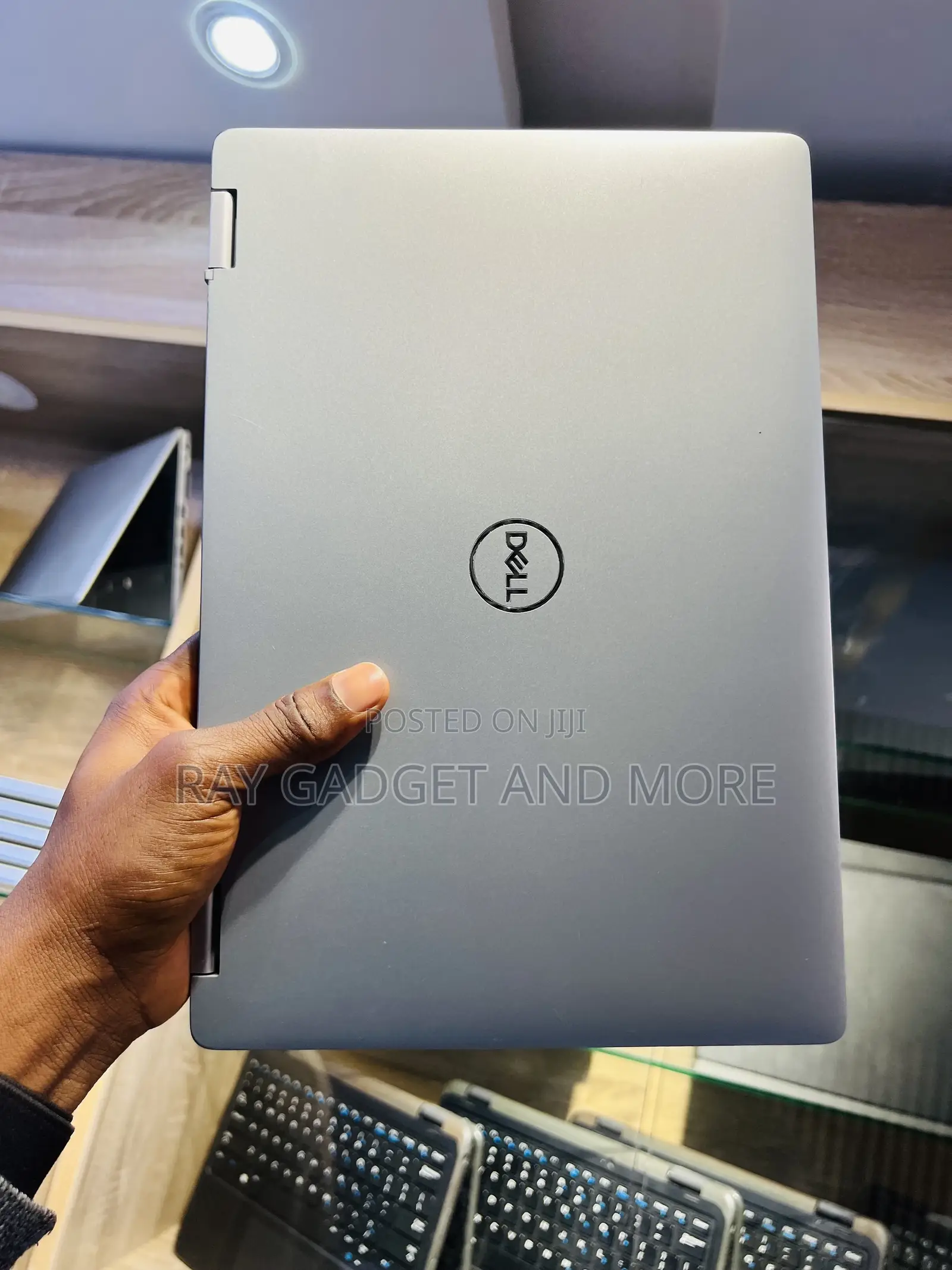 Laptop Dell Latitude 5310 16GB Intel Core i7 SSD 256GB