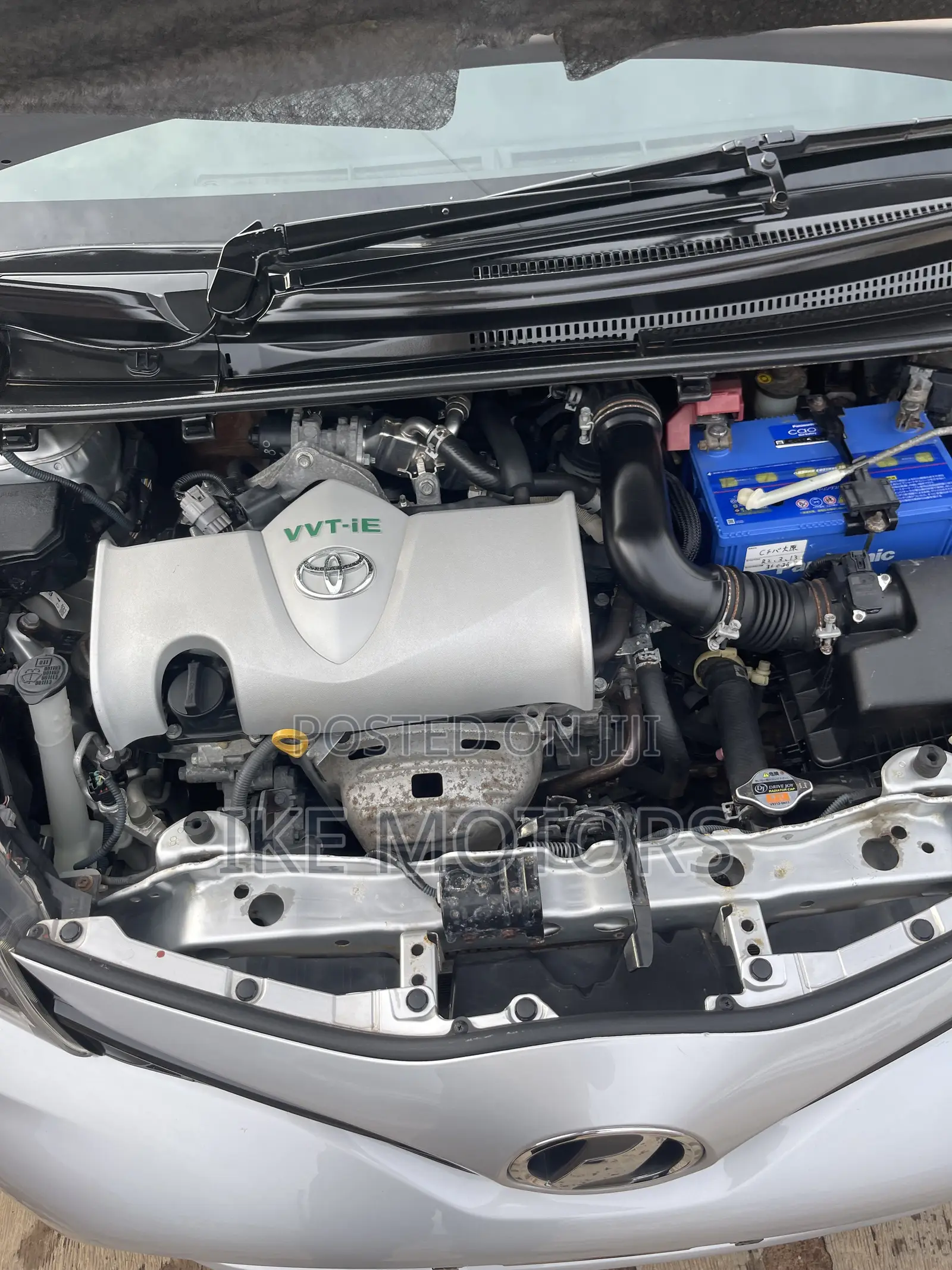 Toyota Vitz 1.3 AWD 3dr 2015 Silver