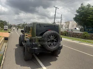 Jeep Wrangler Sahara 2dr SUV 4WD (3.6L 6cyl 6M) 2014 Green