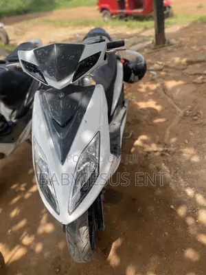 SYM Symnh 2019 White