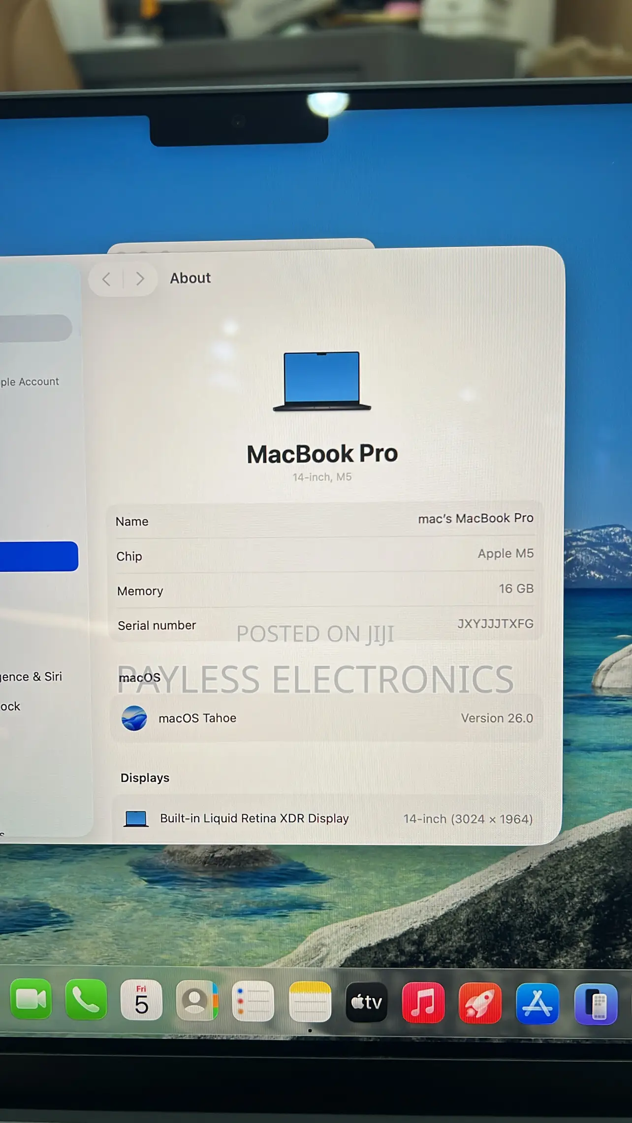 New Laptop Apple MacBook Pro 2025 M5 16GB Apple M5 SSD 512GB