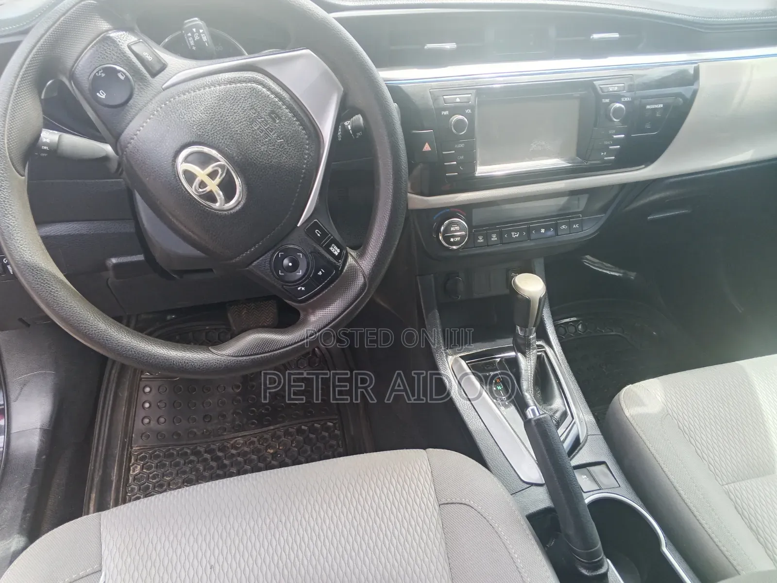 Toyota Corolla 2015 Black