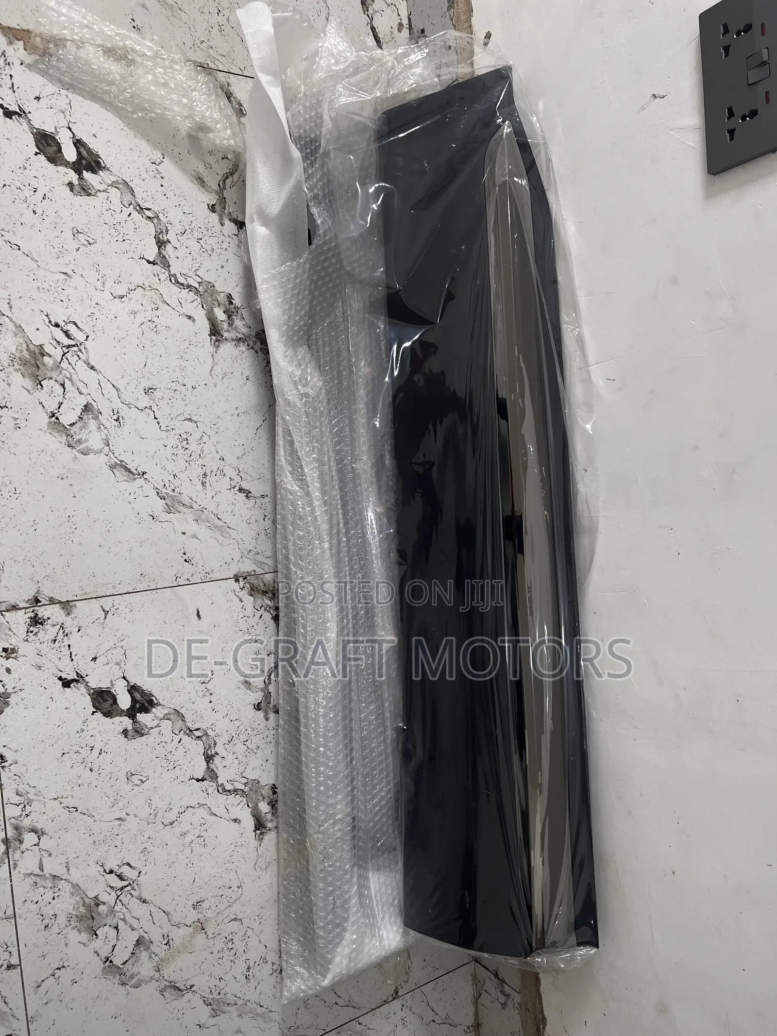 Santafe 20-23 Front Door Molding Pair