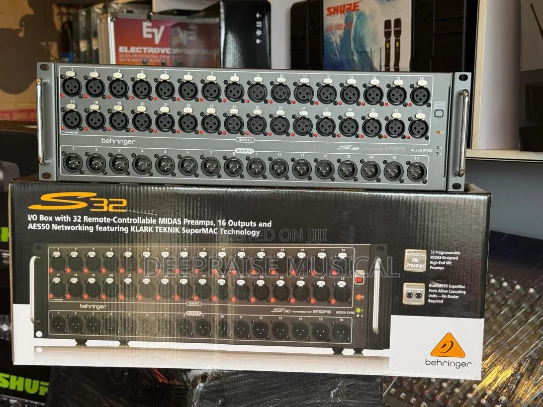 Behringer S32 32-input/16 Output Digital Stage Box