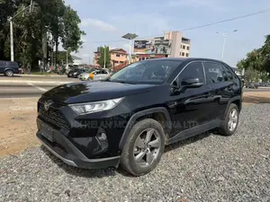 Toyota RAV4 Limited FWD 2023 Black
