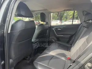 Toyota RAV4 Limited FWD 2023 Black