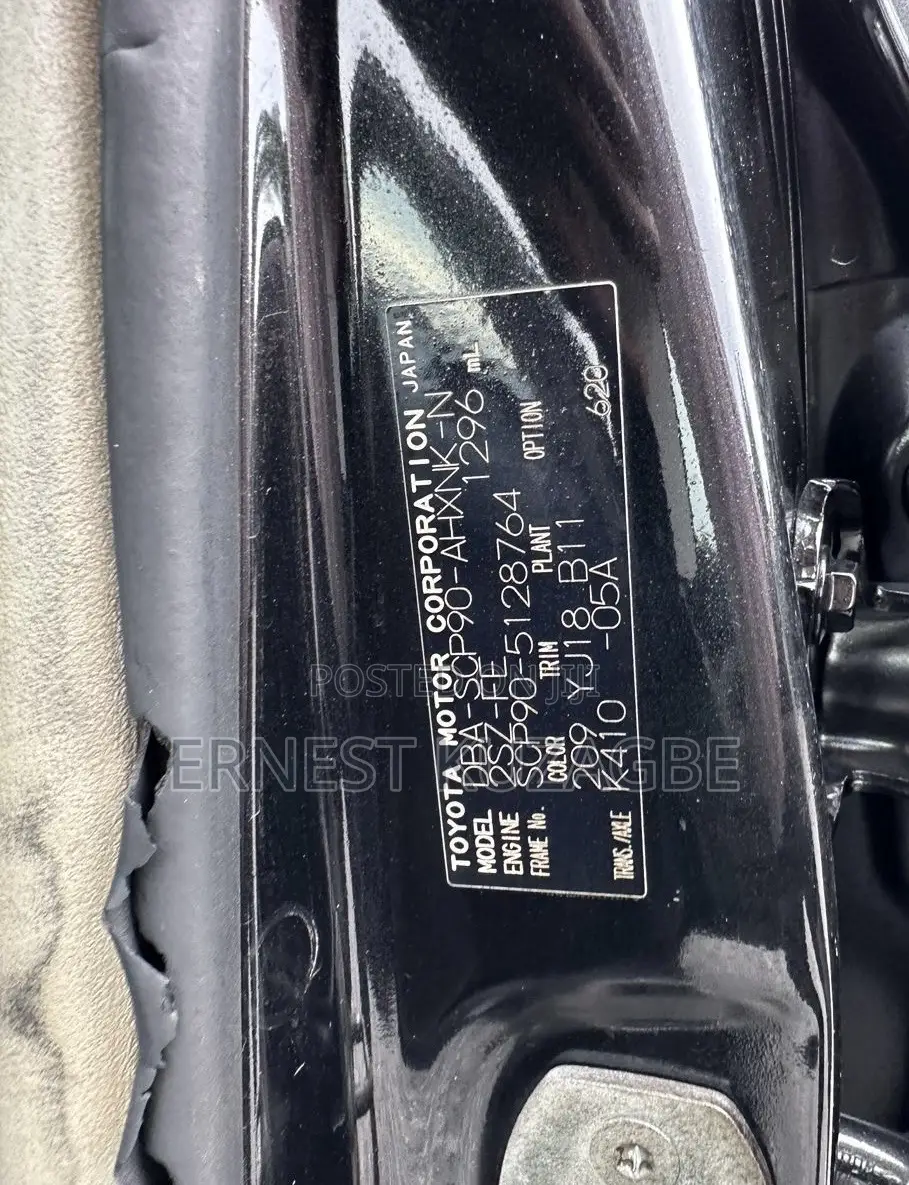 Toyota Vitz 2010 Black