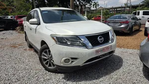 Nissan Pathfinder 2014 White
