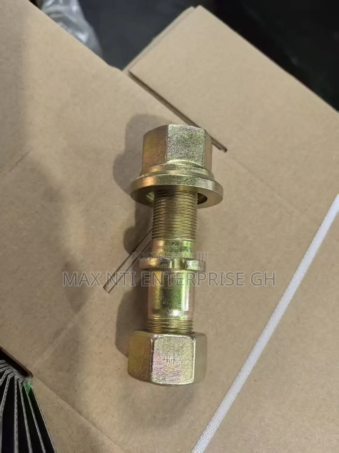 All Kinds of Wheel Bolts (Gavanise)