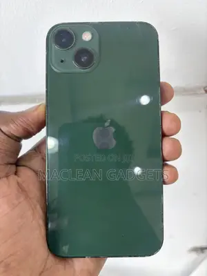 Apple iPhone 13 128 GB Green
