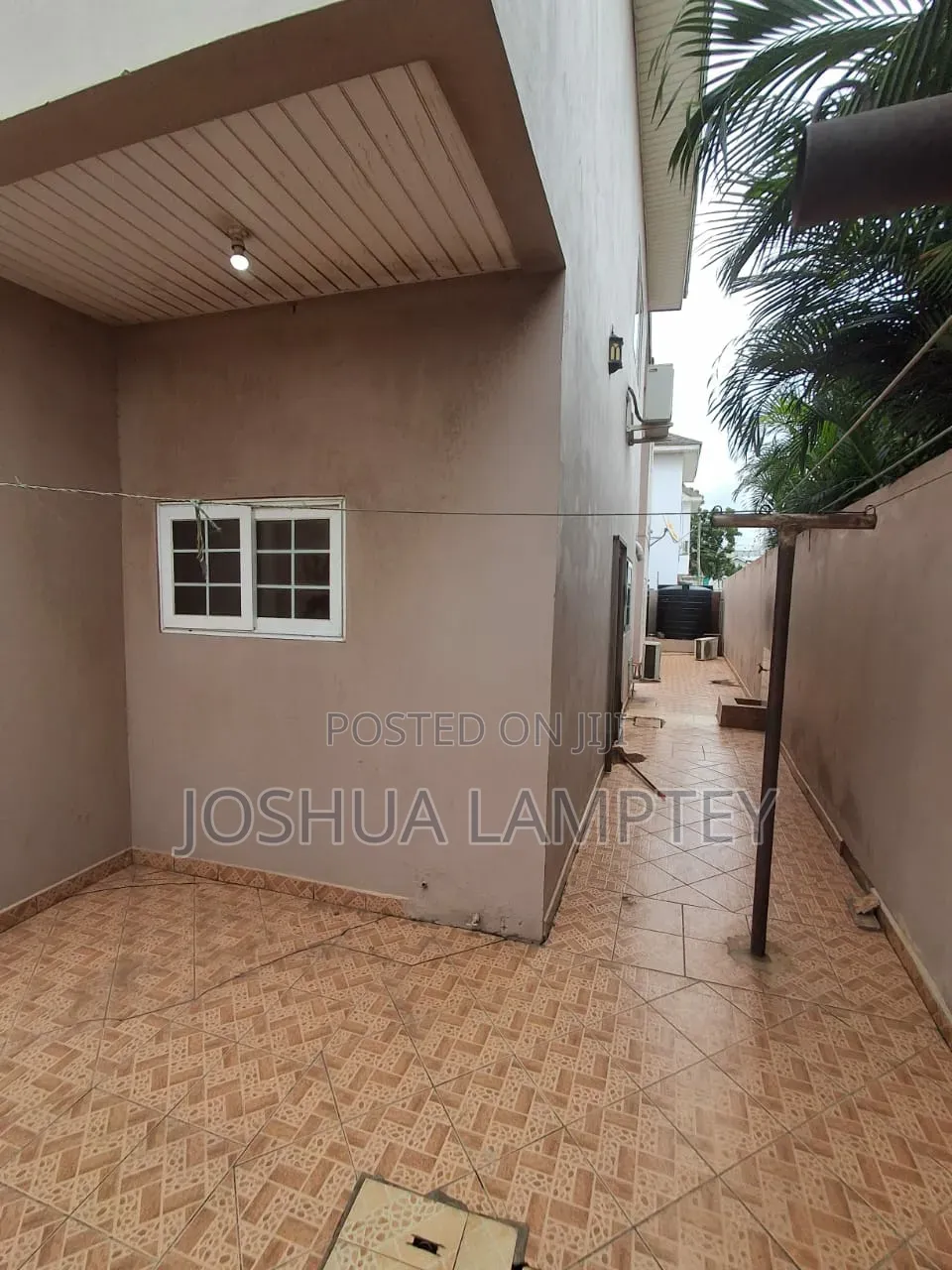 4bdrm House in East Legon Estate, Boundary Road Area for rent