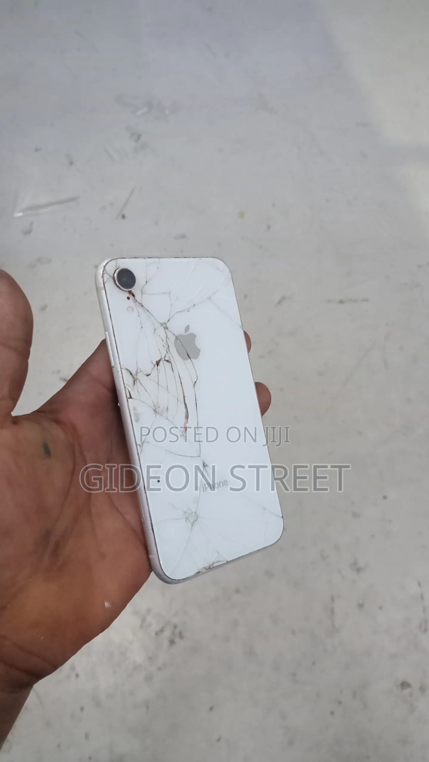 Apple iPhone XR 64 GB Silver