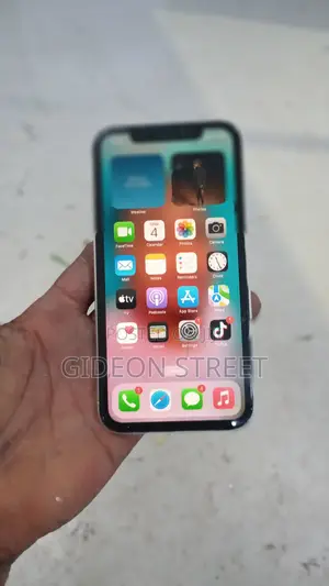 Apple iPhone XR 64 GB Silver