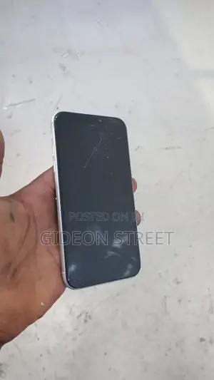 Apple iPhone XR 64 GB Silver