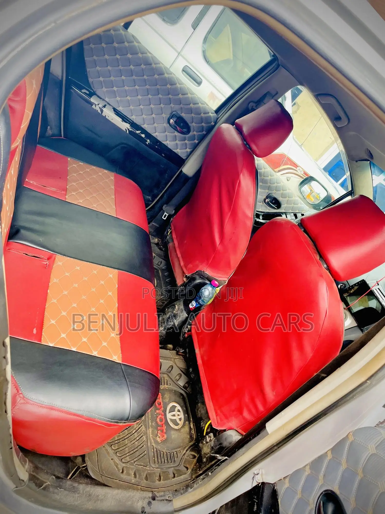Toyota Vitz 2010 Gray