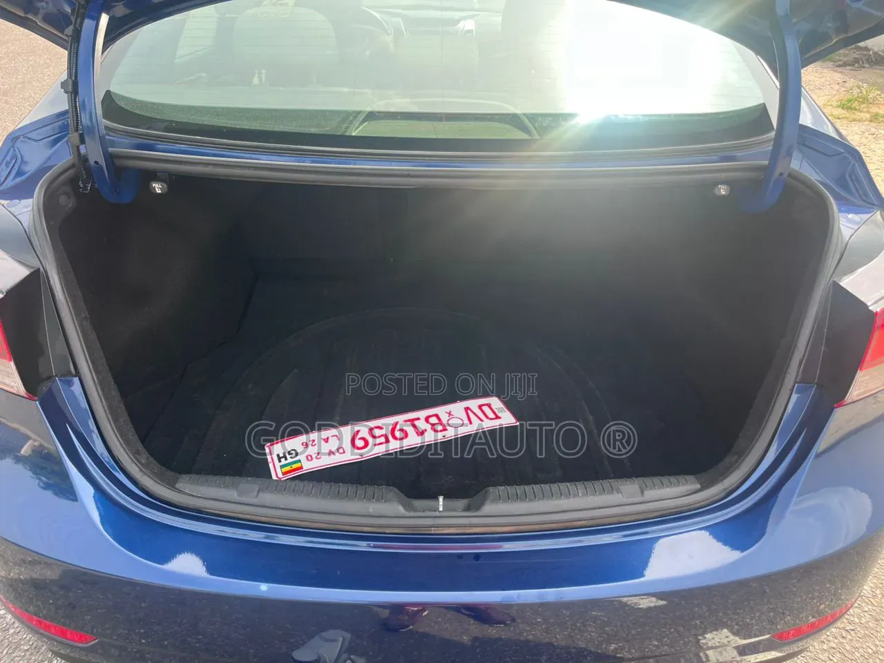 Hyundai Elantra SE Sedan FWD (1.8L 4cyl 6A) 2016 Blue