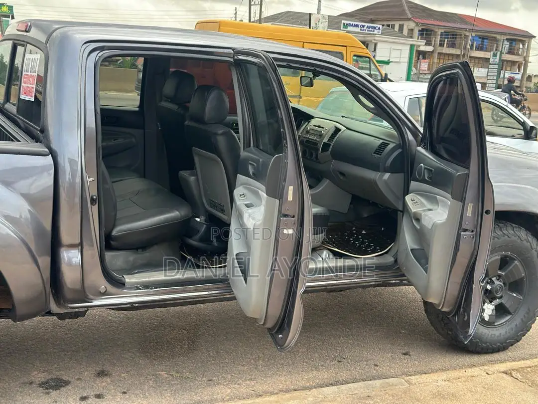 Toyota Tacoma 4x4 Double Cab 2008 Gray