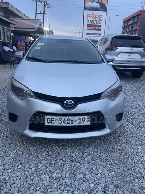 Toyota Corolla LE Eco 4dr Sedan (1.8L 4cyl CVT) 2015 Silver