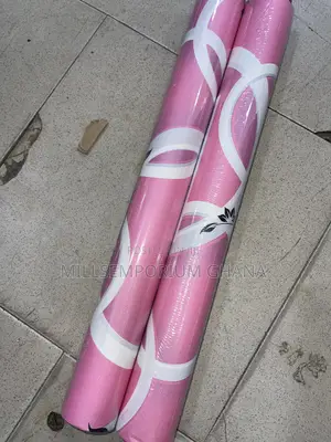 Chic Pink White 3d Swirl Wallpaper – Soft, Stylish, Instagram-Ready