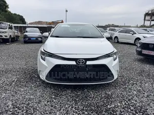 Toyota Corolla 2021 White