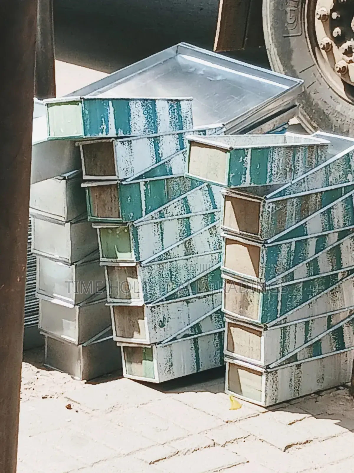 Bread Pan 25ghc Sizes And 20ghc Baking Bread