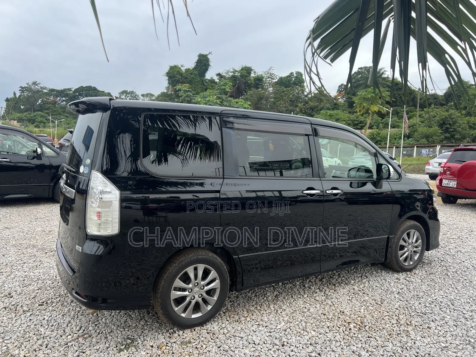 Toyota Voxy 2012 Black