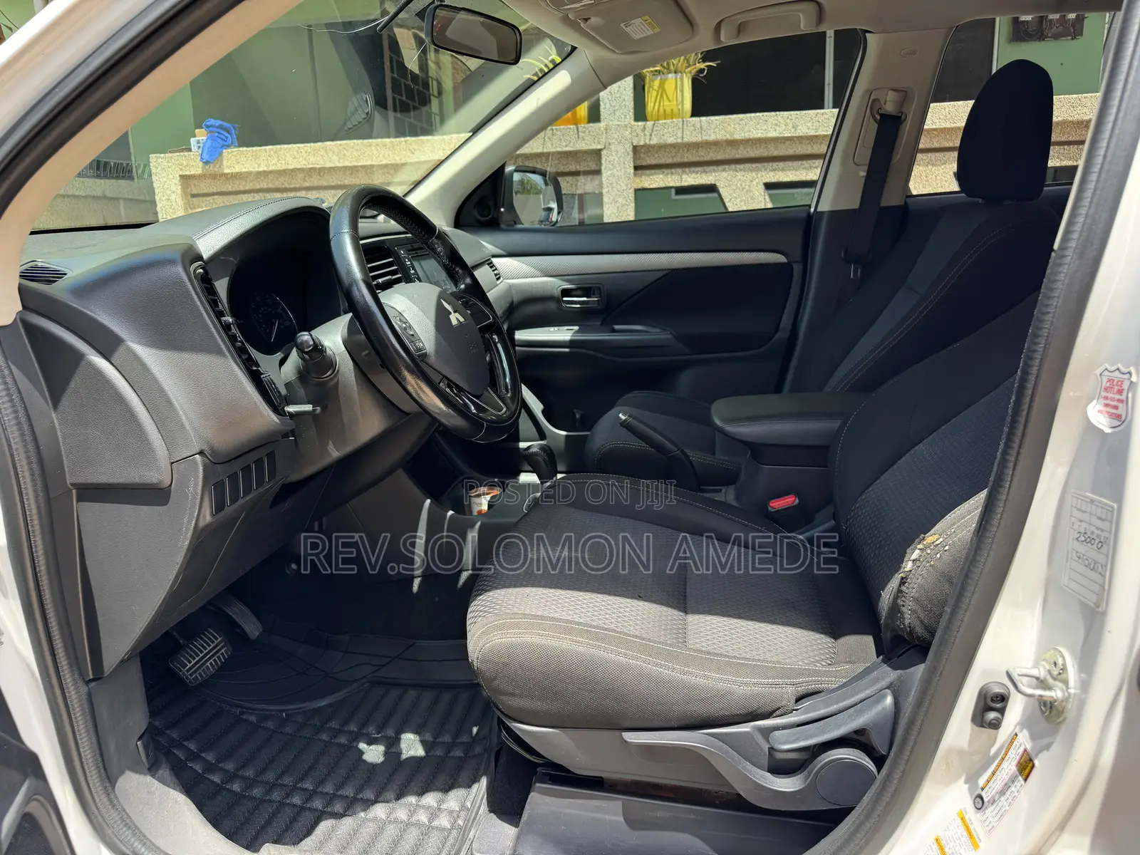 Mitsubishi Outlander SE FWD 2016 White