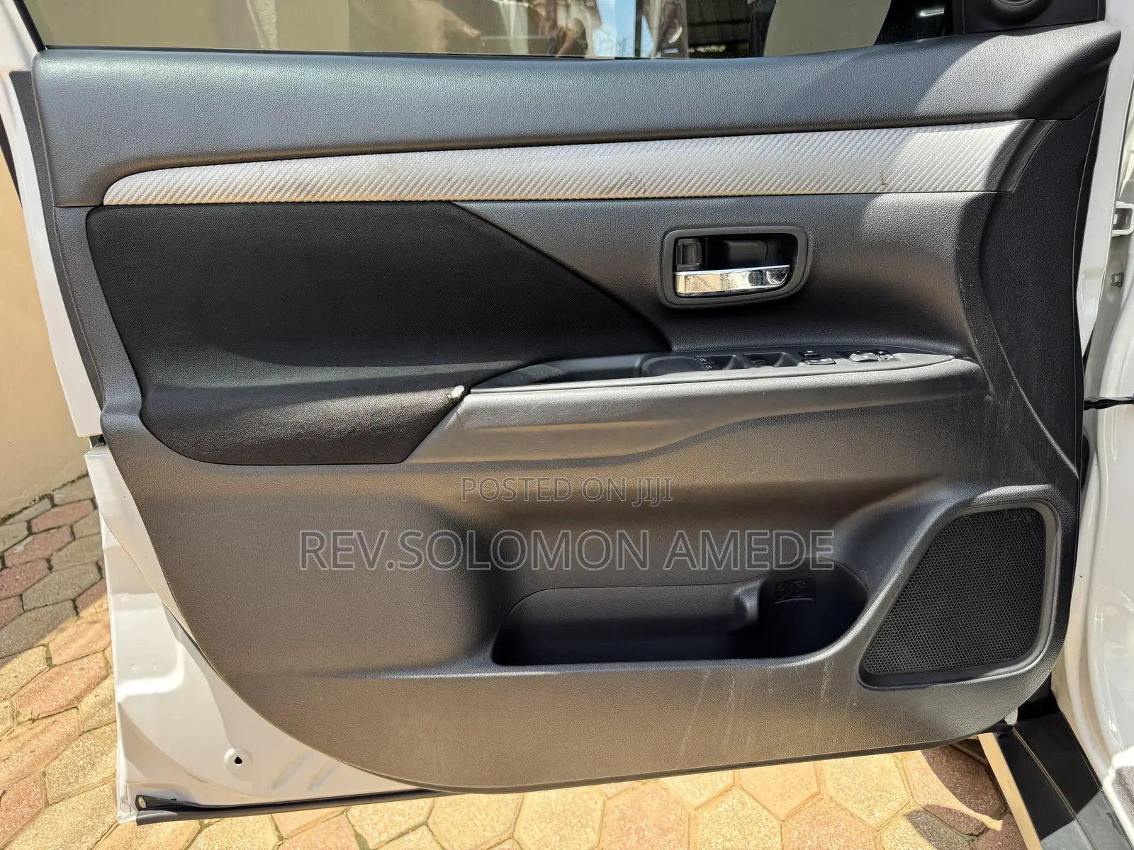 Mitsubishi Outlander SE FWD 2016 White