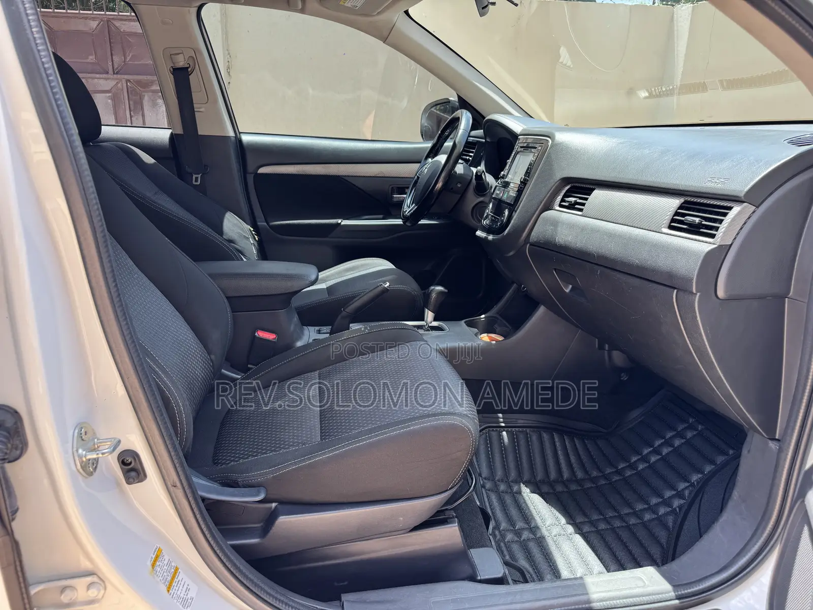 Mitsubishi Outlander SE FWD 2016 White