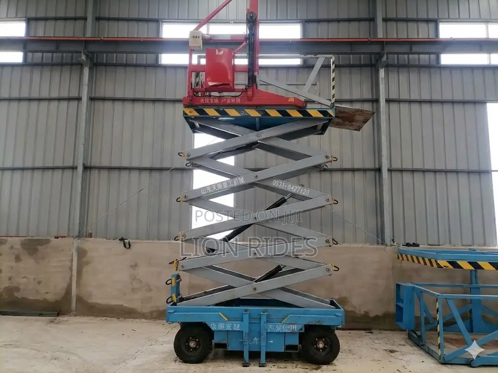 Electric Scissors Lift