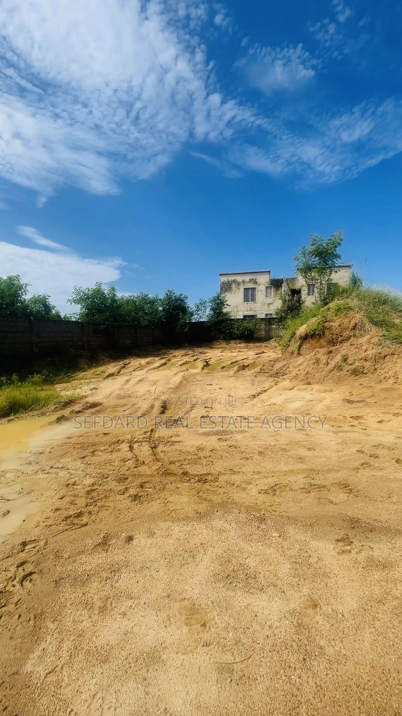 2 Plots of Titled Land for Sale – Amasaman Onyansana