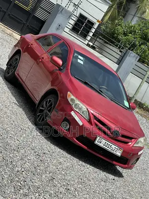 Toyota Corolla 2013 Red