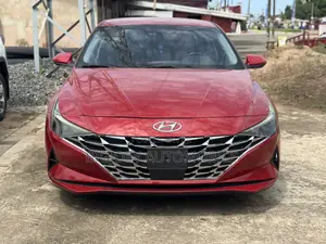 Hyundai Elantra SE 2022 Red