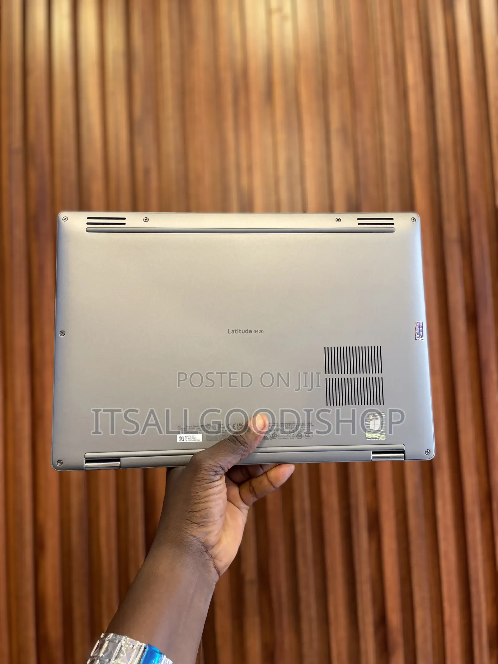 Laptop Dell Latitude 9420 16GB Intel Core i7 SSD 512GB