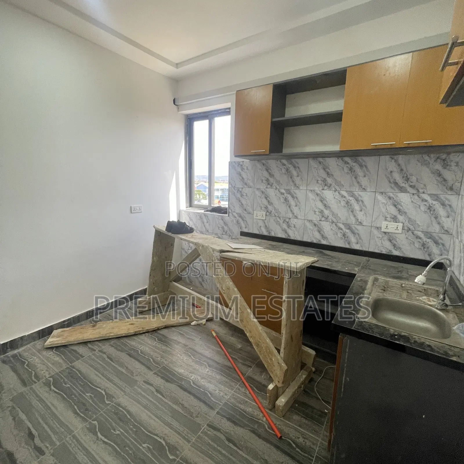2bdrm Apartment in Lake Side Estate for rent
