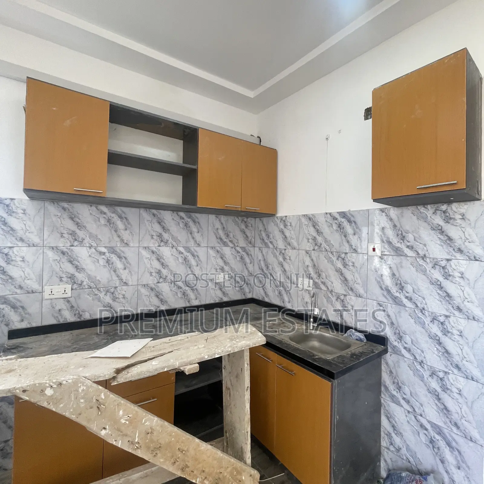 2bdrm Apartment in Lake Side Estate for rent