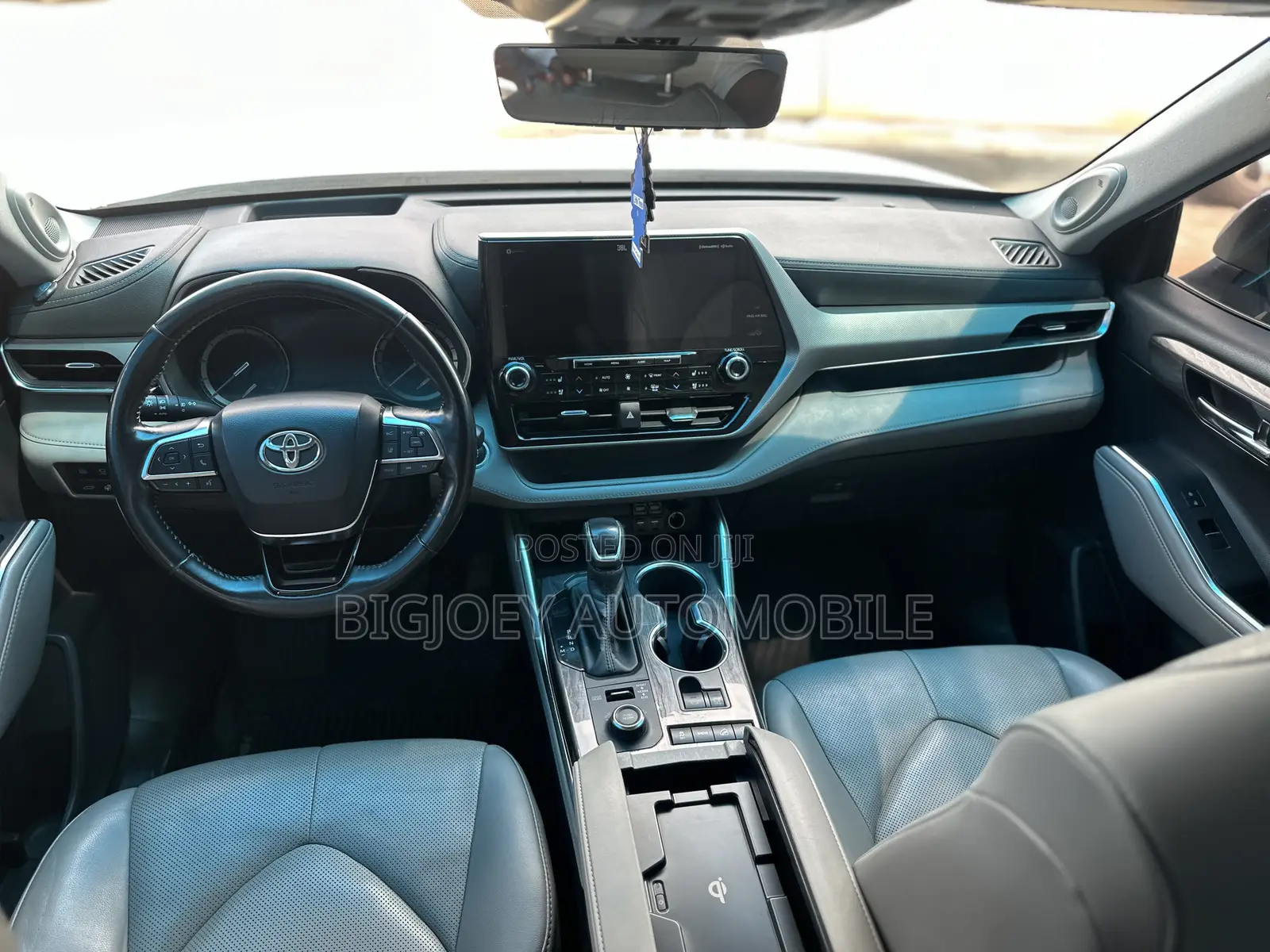 Toyota Highlander Platinum AWD 2020 White