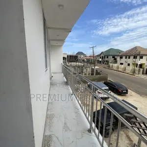 2bdrm Apartment in Lake Side Estate for rent