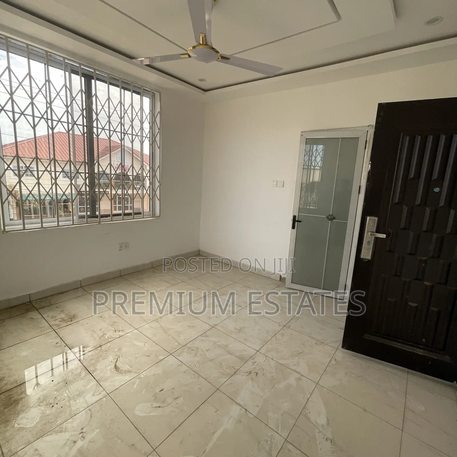 2bdrm Apartment in Lake Side Estate for rent