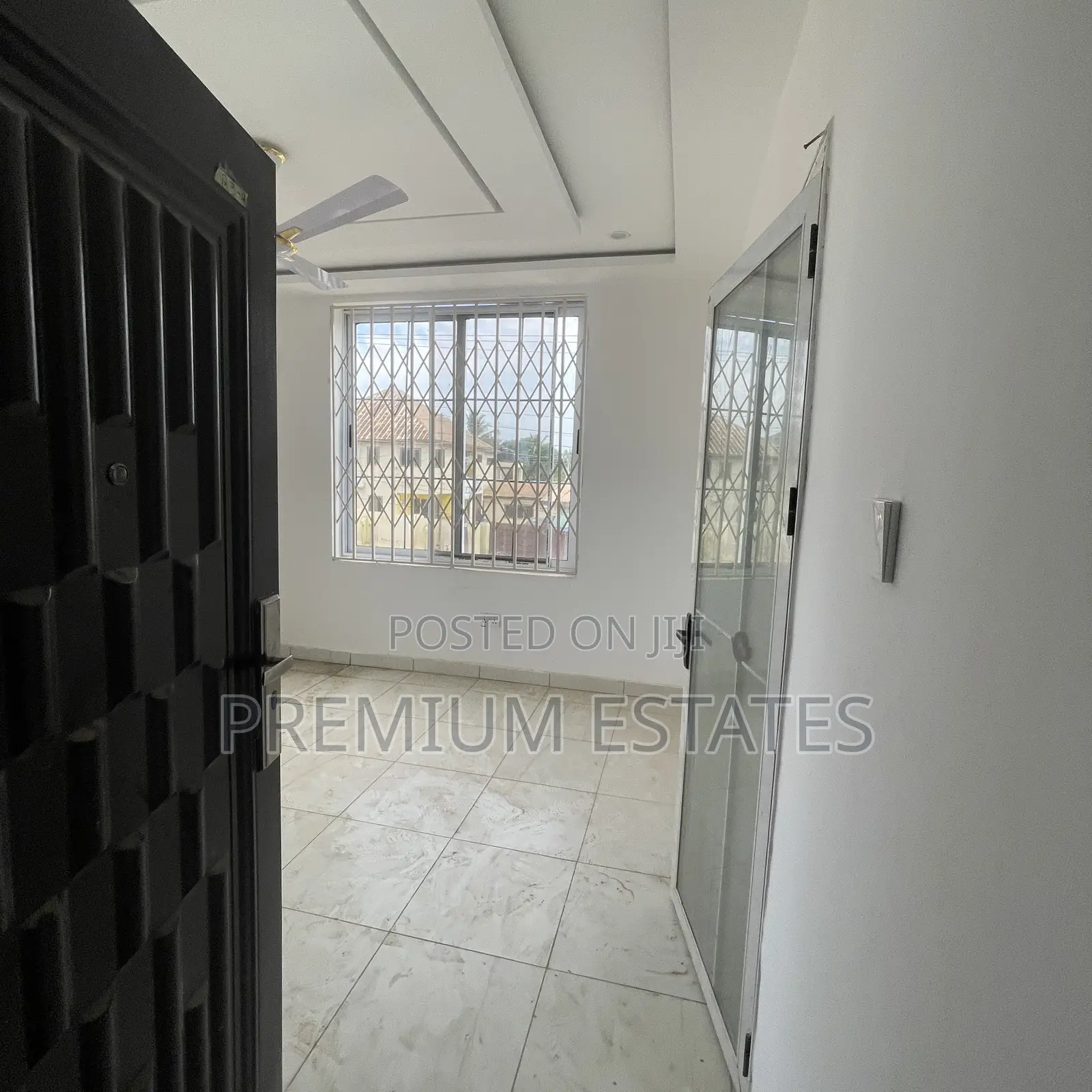 2bdrm Apartment in Lake Side Estate for rent