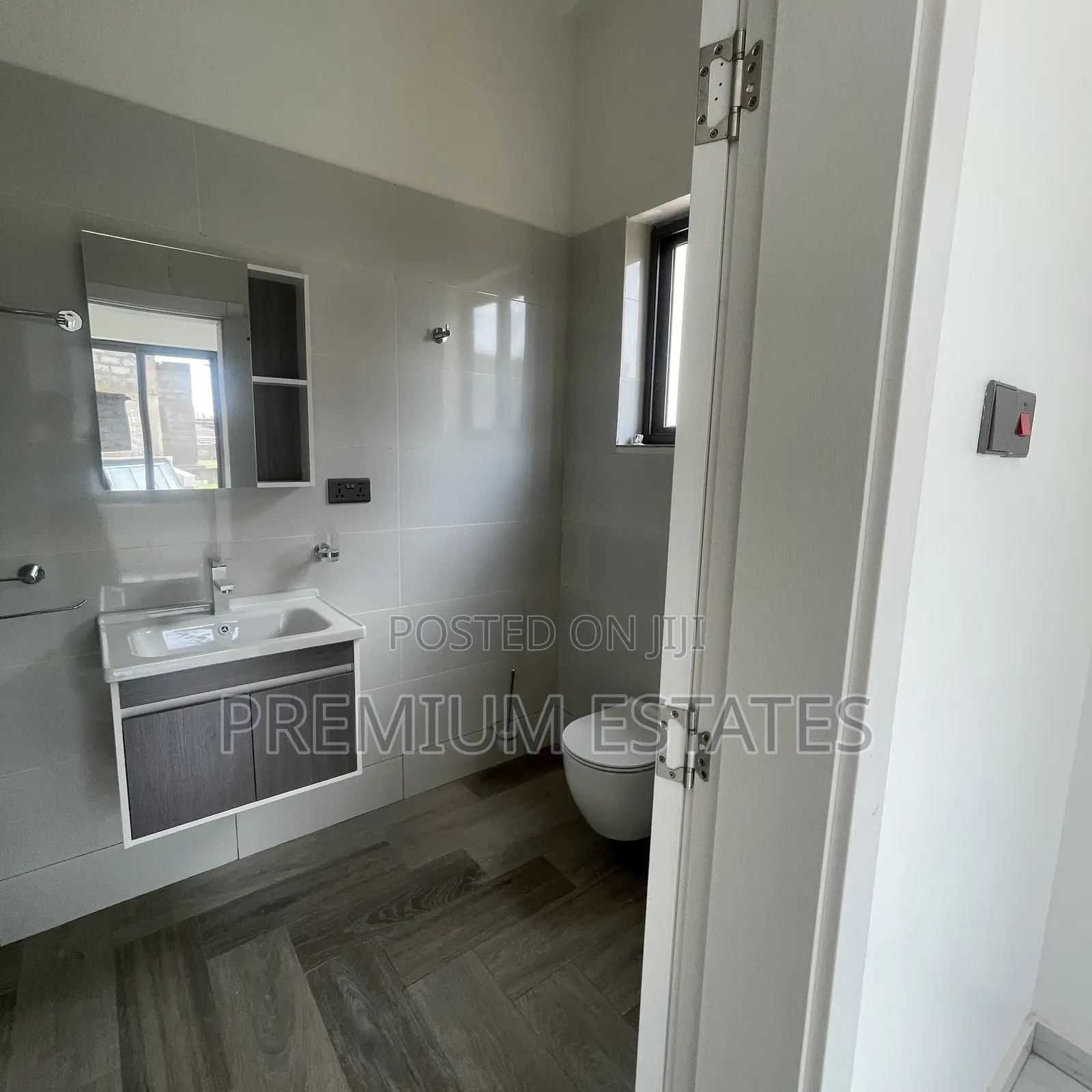 4bdrm House in East Legon Hills for sale
