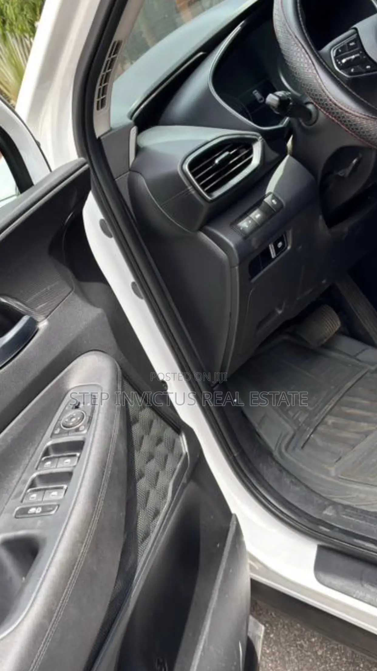 Hyundai Santa Fe 2023 White