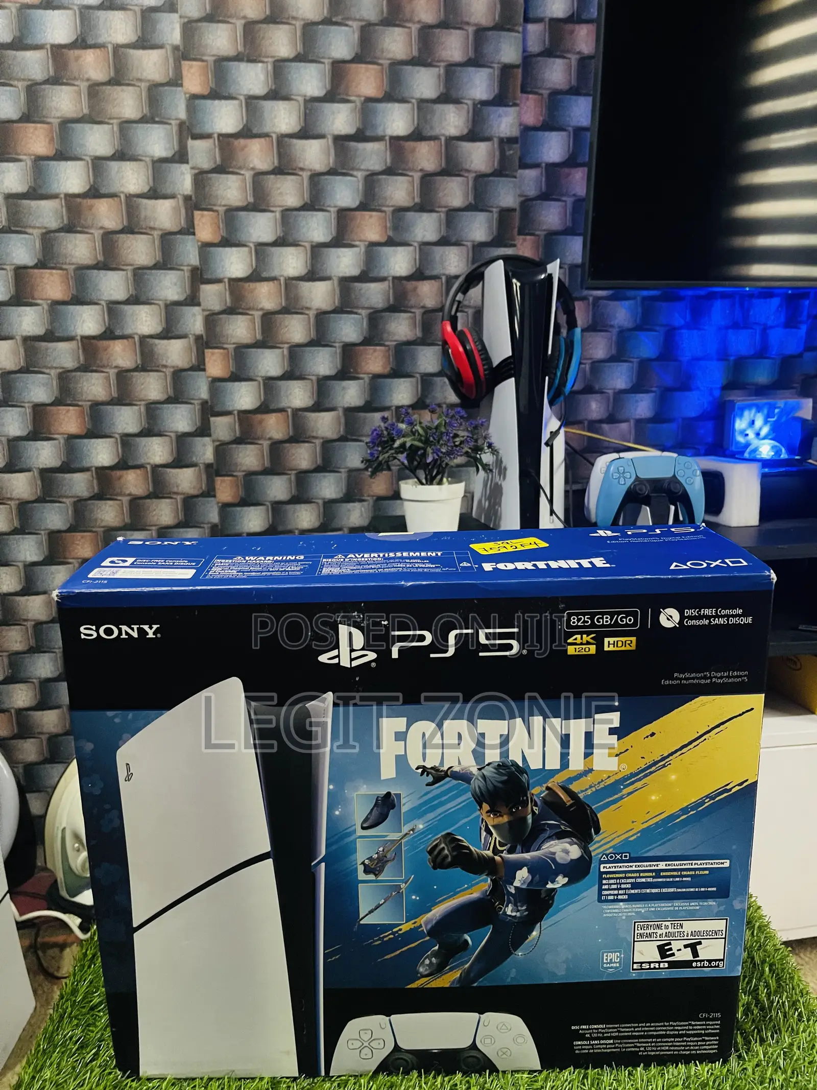 Ps5 Slim Digital in Box Almost New With Online Offline Games