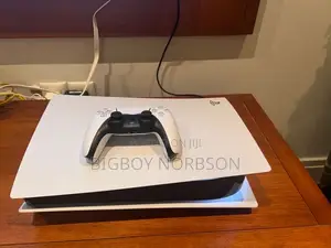 Ps5 + 1controller + Games